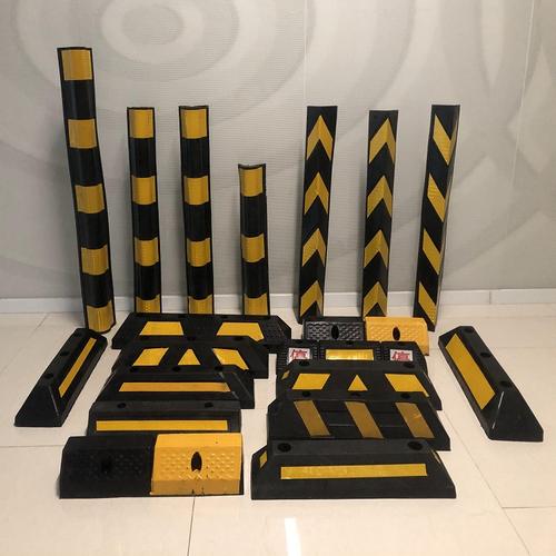 工業(yè)安全新標(biāo)桿 1688工業(yè)品防護(hù)欄與防撞設(shè)施全解析